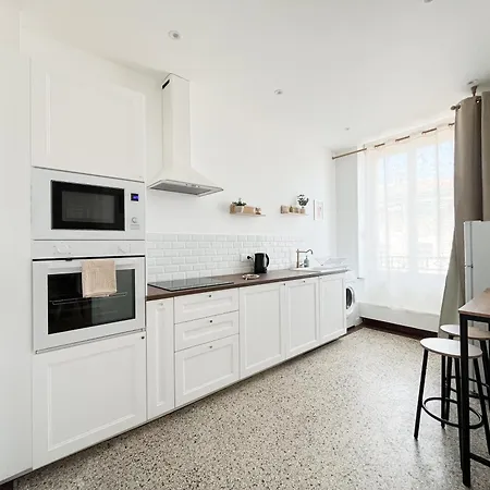 Le Charmant, 2 Chambres, Parking *
