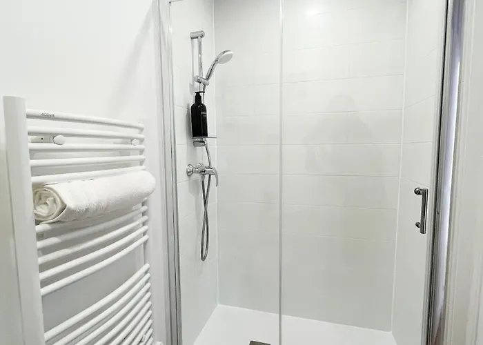 Apartmán Le Charmant, 2 Chambres, Parking