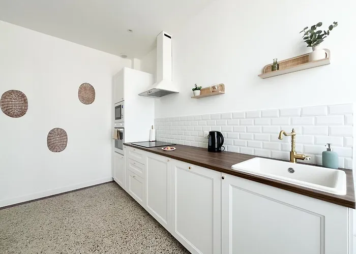 Le Charmant, 2 Chambres, Parking