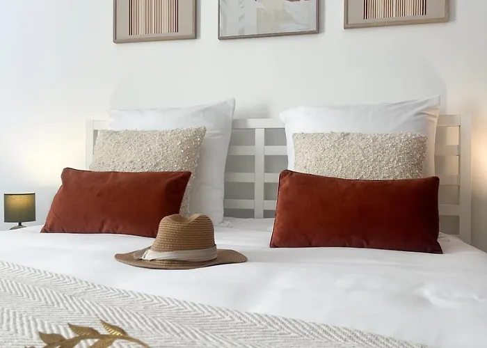 Le Charmant, 2 Chambres, Parking Apartmán